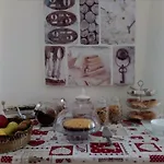 Mazzini Oda ve Kahvaltı *
