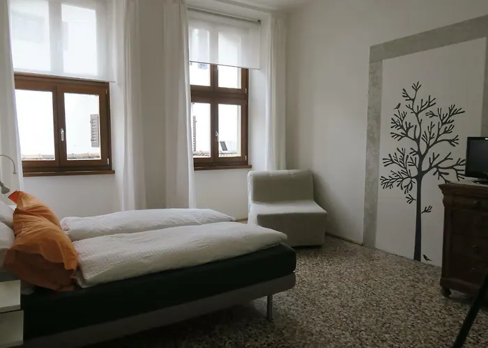 לינה וארוחת בוקר Mazzini *