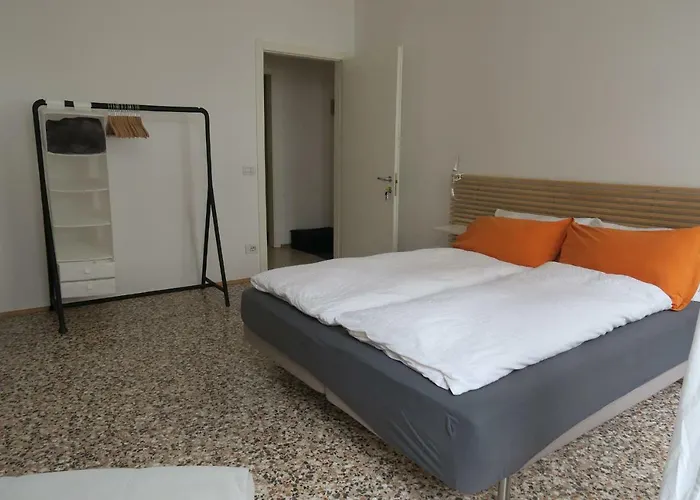 ベッド・アンド・ブレックファスト Mazzini *