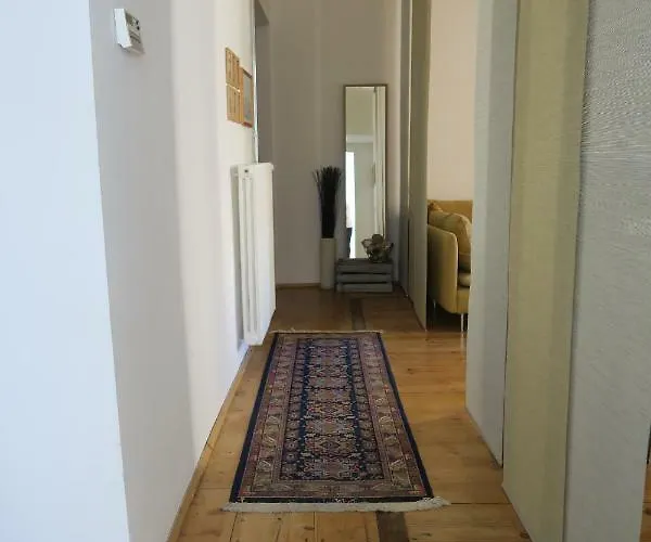 ベッド・アンド・ブレックファスト Mazzini *