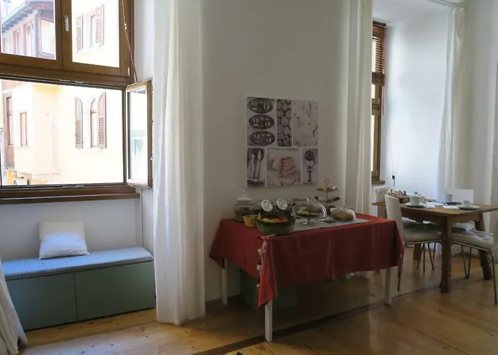 לינה וארוחת בוקר Mazzini