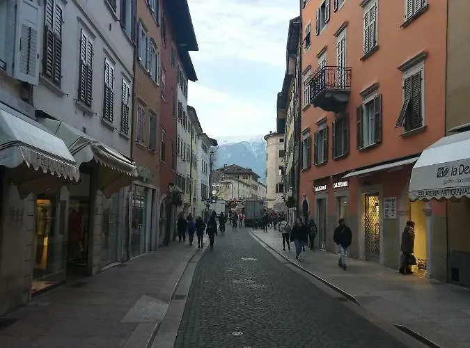 ベッド・アンド・ブレックファスト Mazzini